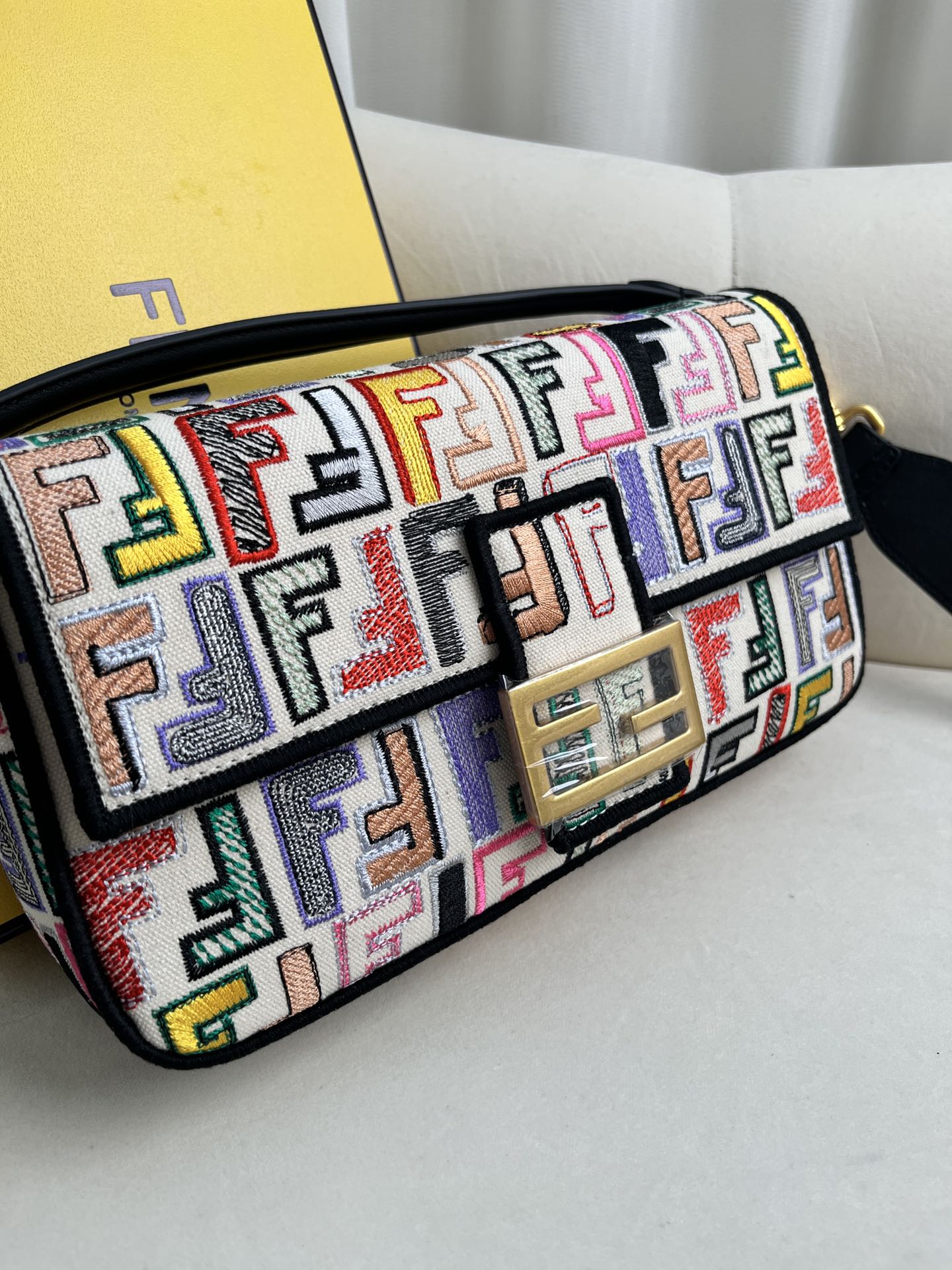 Baguette medium bag