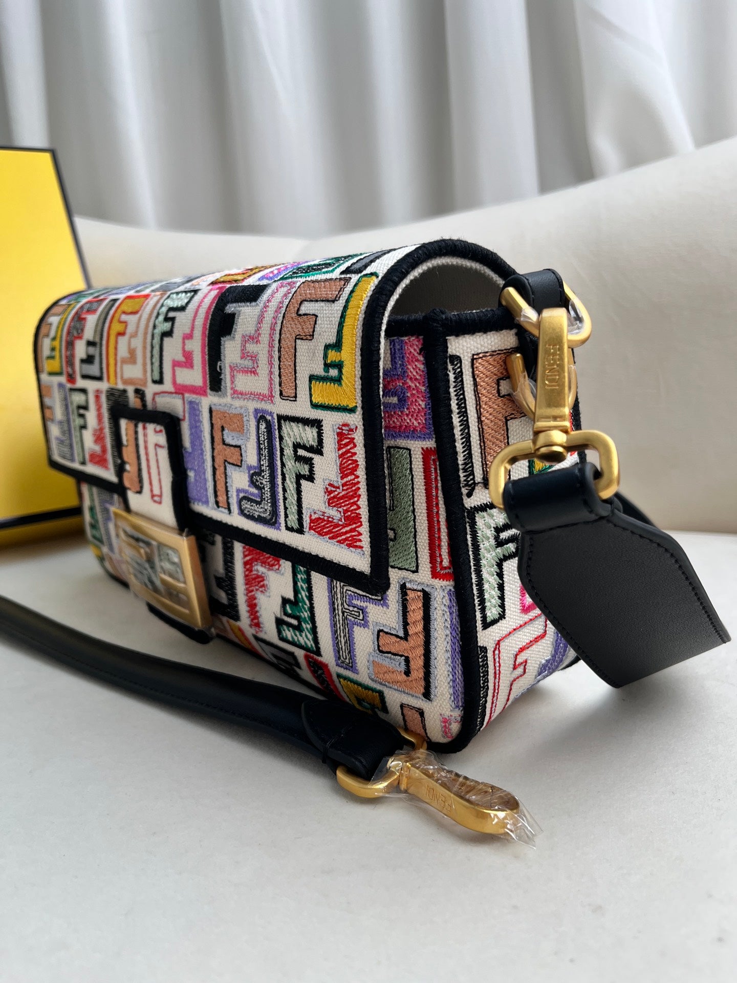 Baguette medium bag