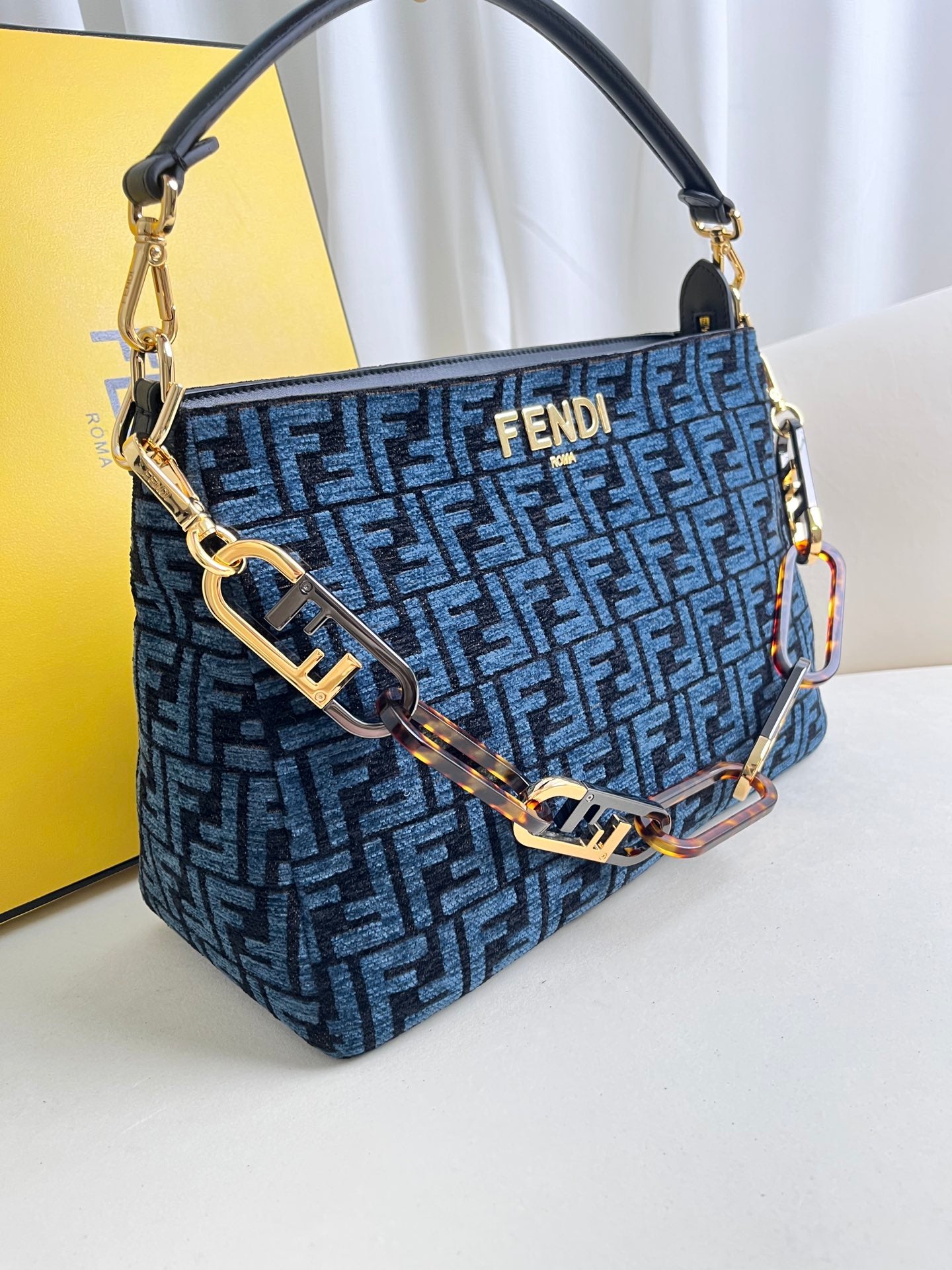 Fendi O'Lock