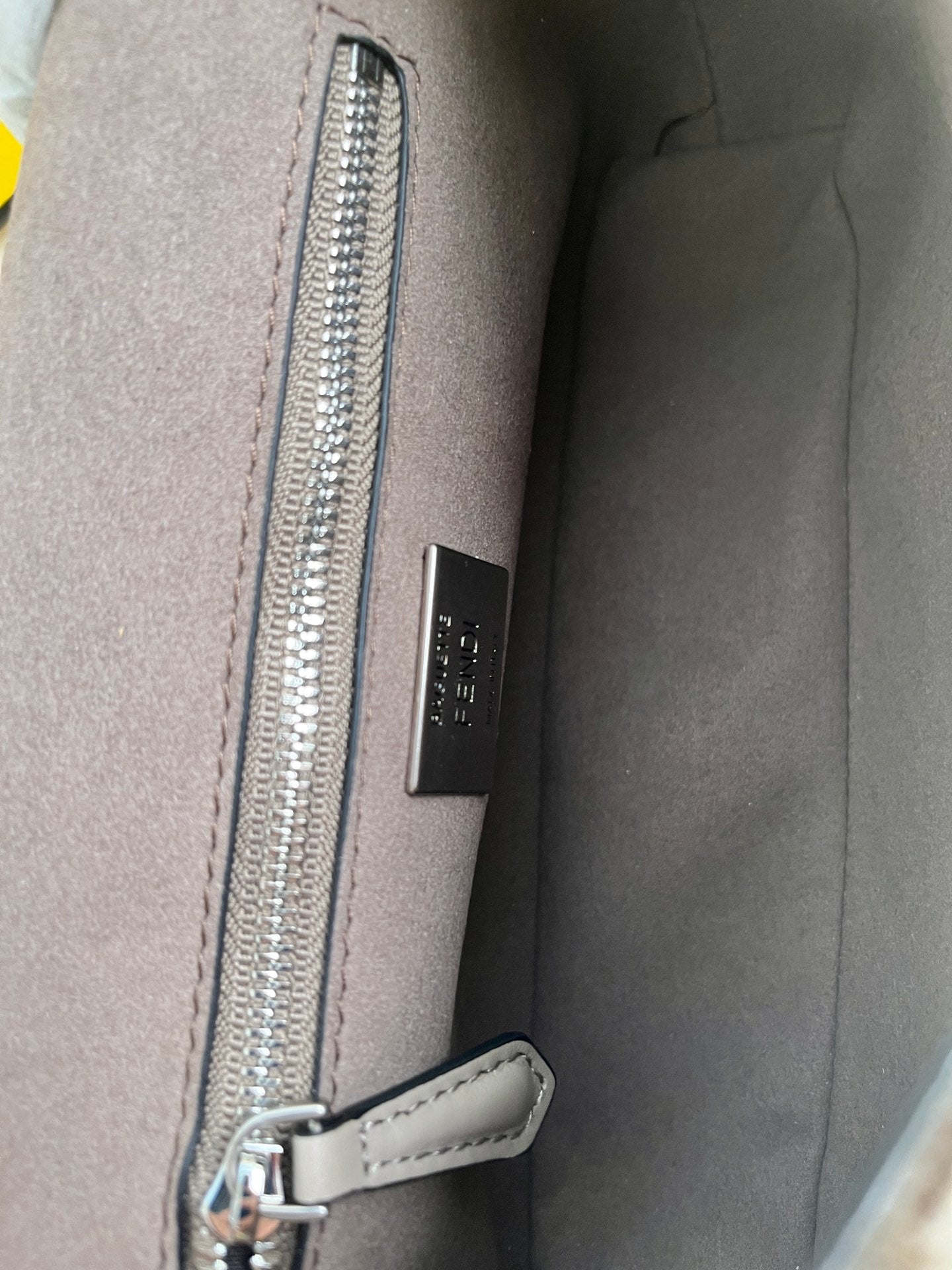 Iconic Baguette Medium Chain Bag Style number: 232