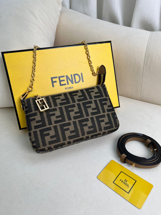 FENDI classic presbyopia mahjong bag is here