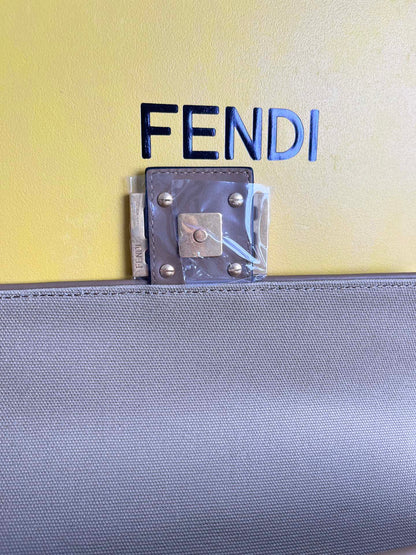 Color matching apricot M latest Baguette FF logo