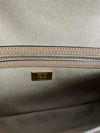 Color matching apricot M latest Baguette FF logo