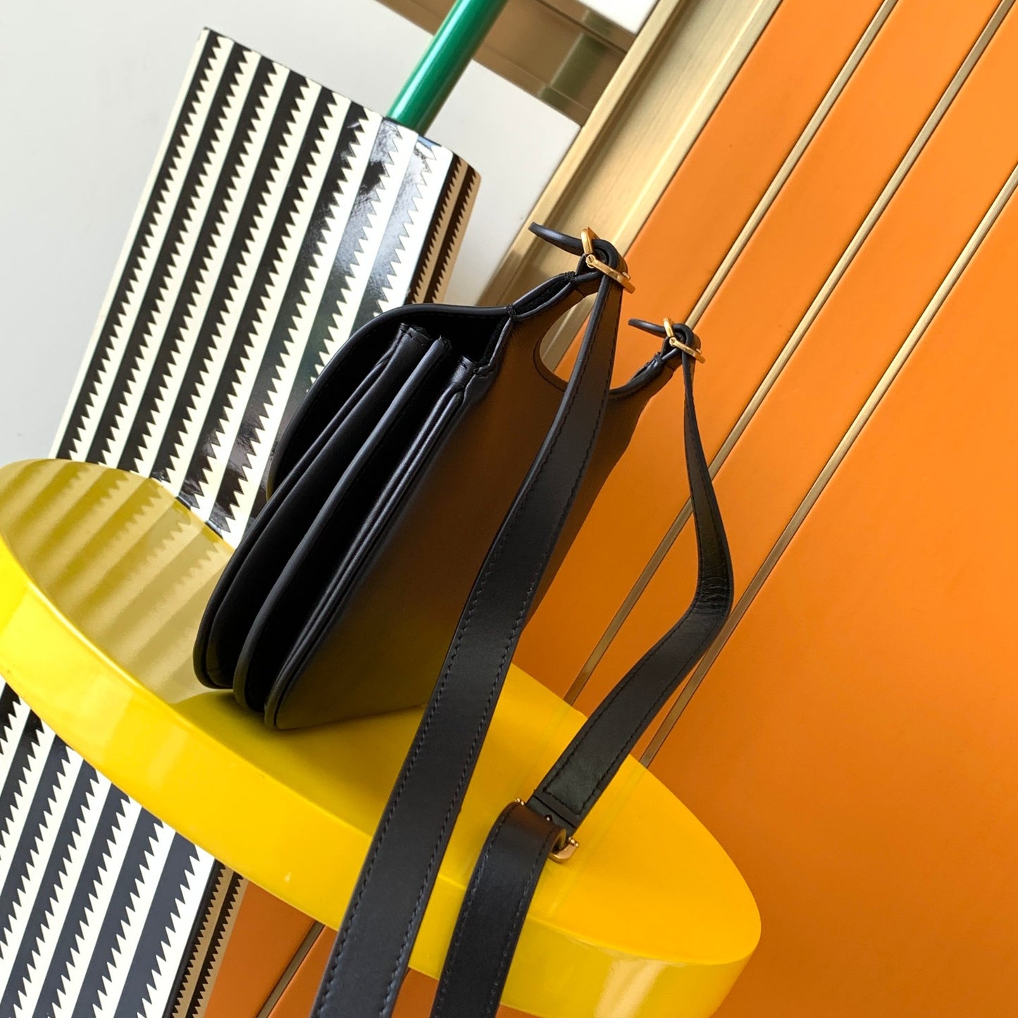 [Original leather] 2023 new saddle bag, Style number: 686742 original leather
