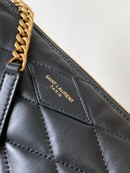 【Original Leather】Horn Stitched Sheep Leather Zipper Shoulder Bag Style number: 755979～～