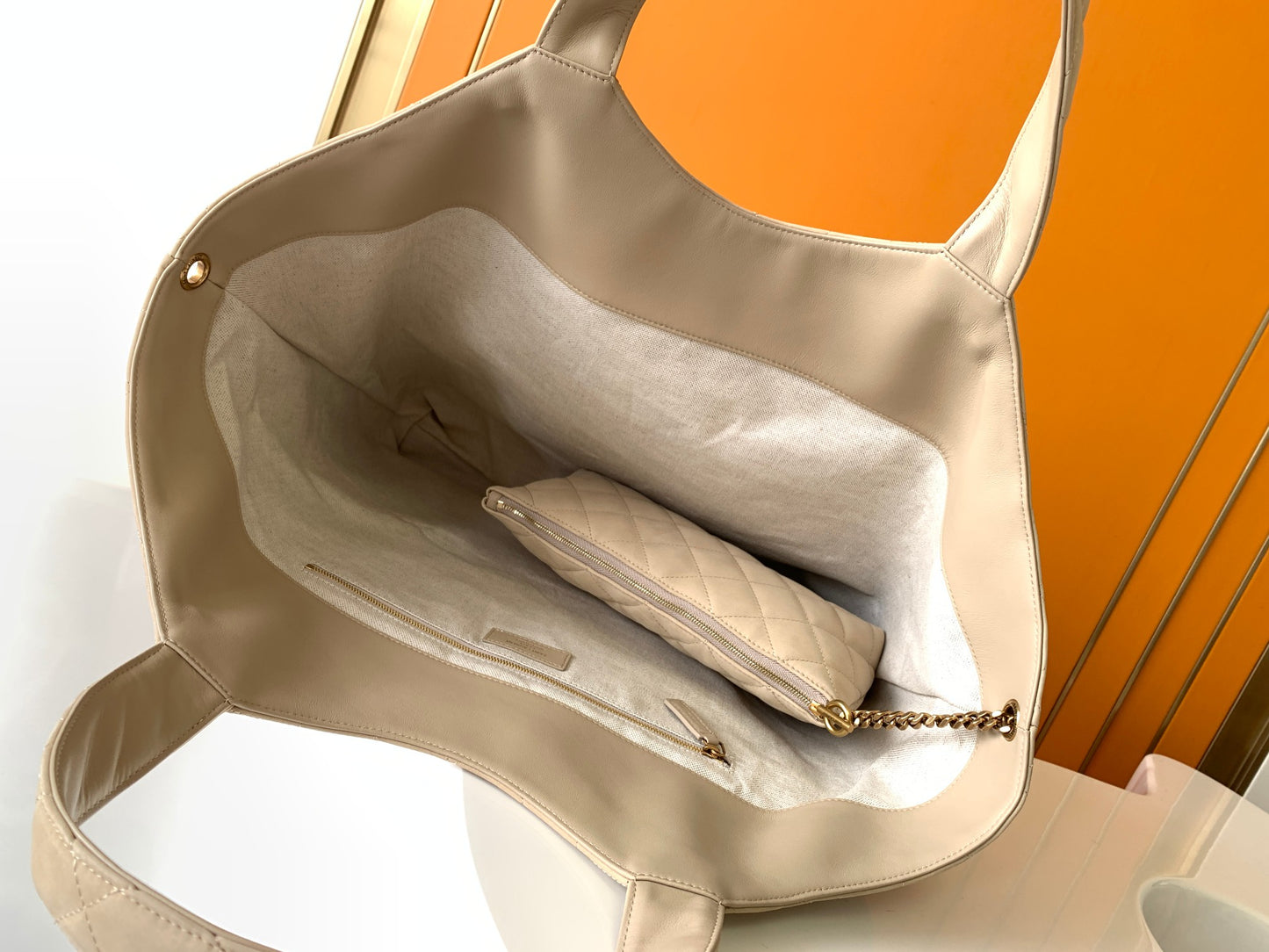 [Original leather] ICARE tote bag ~ shopping bag, Style number: 698651