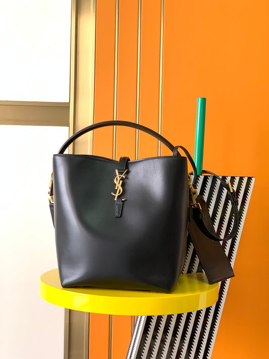 【Original leather】New model of LE 5À7 series Model: 742828