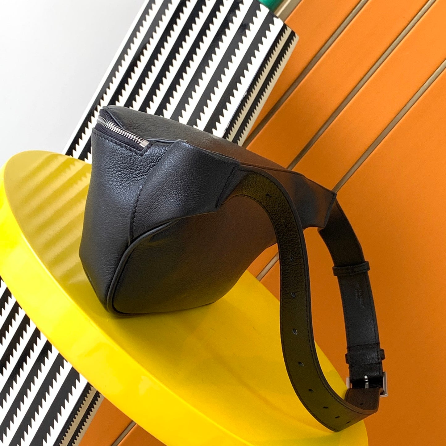 [Original leather] Y's latest big logo pocket bag [gift] made of high-grade original goat leather