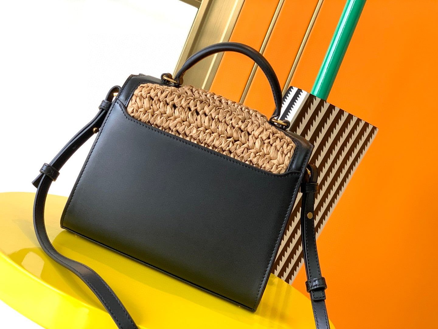 【Original Leather】🌸👍"Grass Weaving Series"𝐂𝐚𝐬𝐬𝐚𝐧𝐝𝐫𝐚No.: 532753🍁