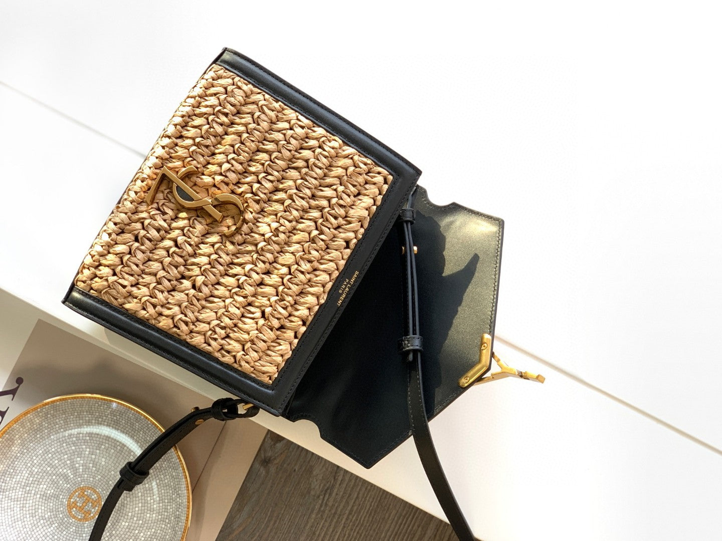 【Original Leather】🌸👍"Grass Weaving Series"𝐂𝐚𝐬𝐬𝐚𝐧𝐝𝐫𝐚No.: 532753🍁