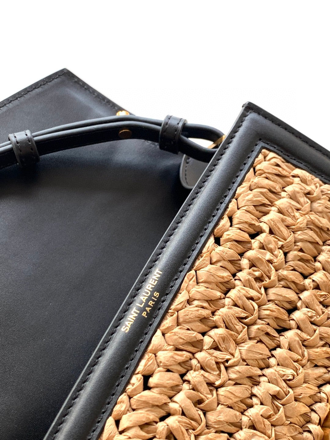 【Original Leather】🌸👍"Grass Weaving Series"𝐂𝐚𝐬𝐬𝐚𝐧𝐝𝐫𝐚No.: 532753🍁
