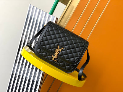 【Original Leather】【SOLFERINO Quilting】Model: 733704