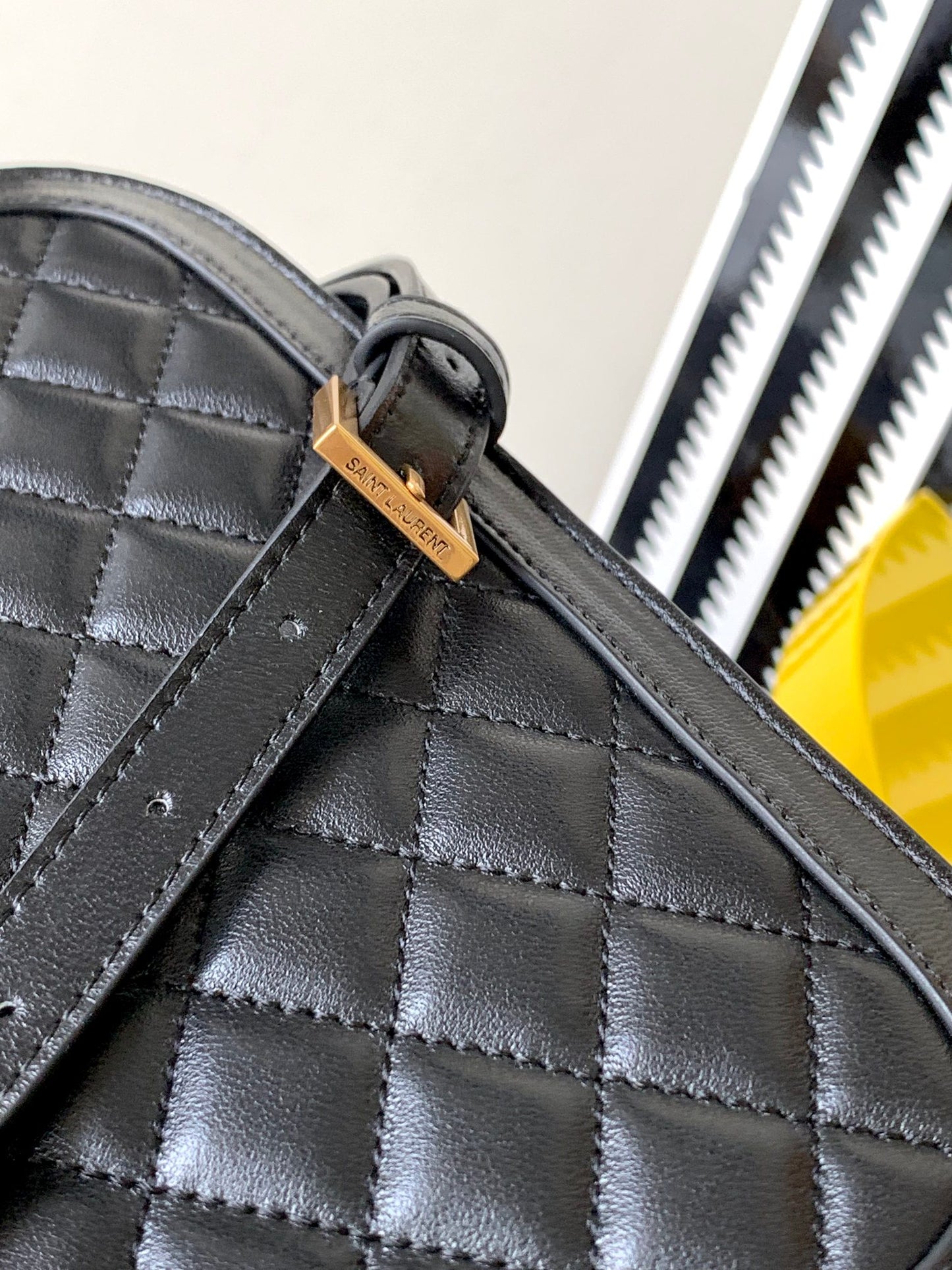 【Original Leather】【SOLFERINO Quilting】Model: 733704