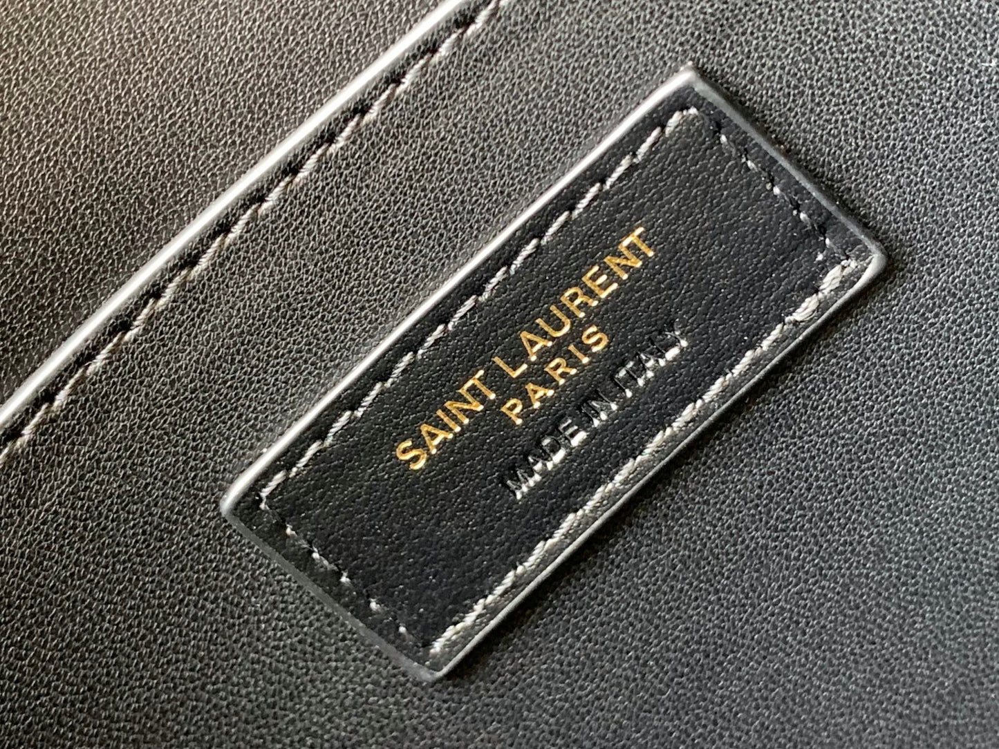 【Original Leather】【SOLFERINO Quilting】Model: 733704