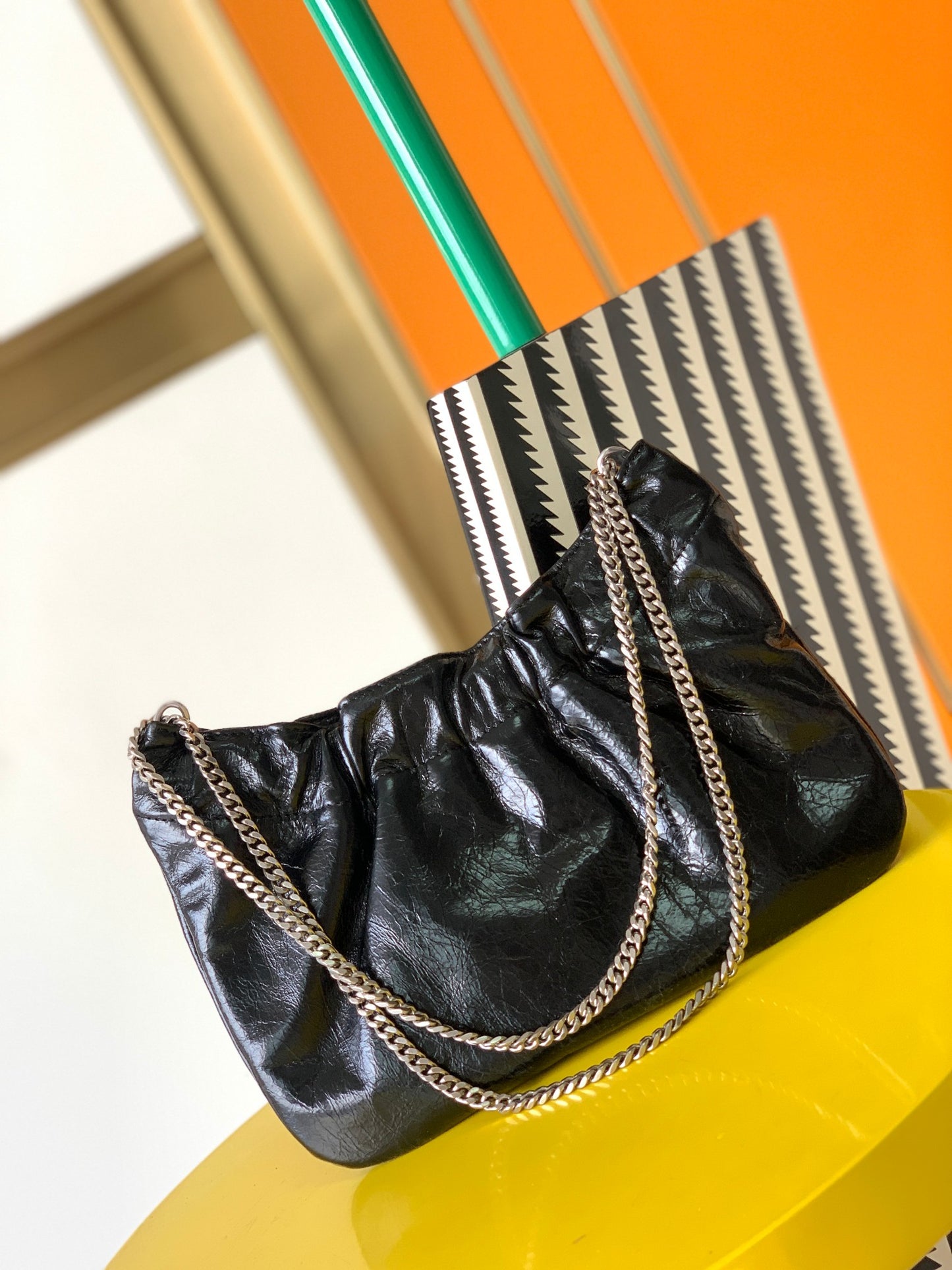 【Original leather】🌈New cloud bag, Mini leather shoulder bag cloud type underarm bag/chain bag, model: 681632