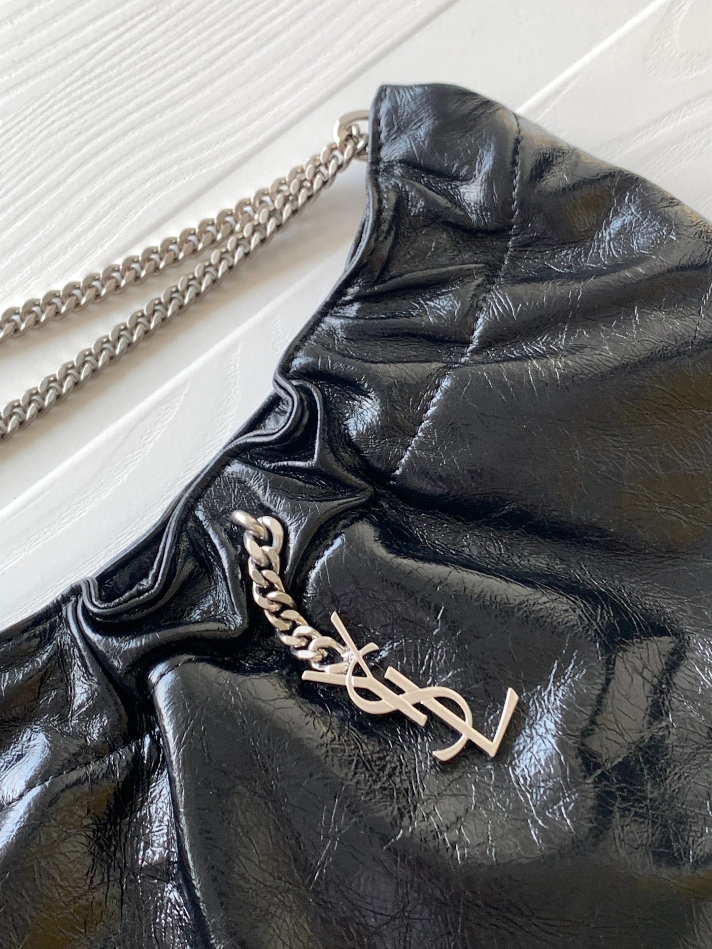 【Original leather】🌈New cloud bag, Mini leather shoulder bag cloud type underarm bag/chain bag, model: 681632