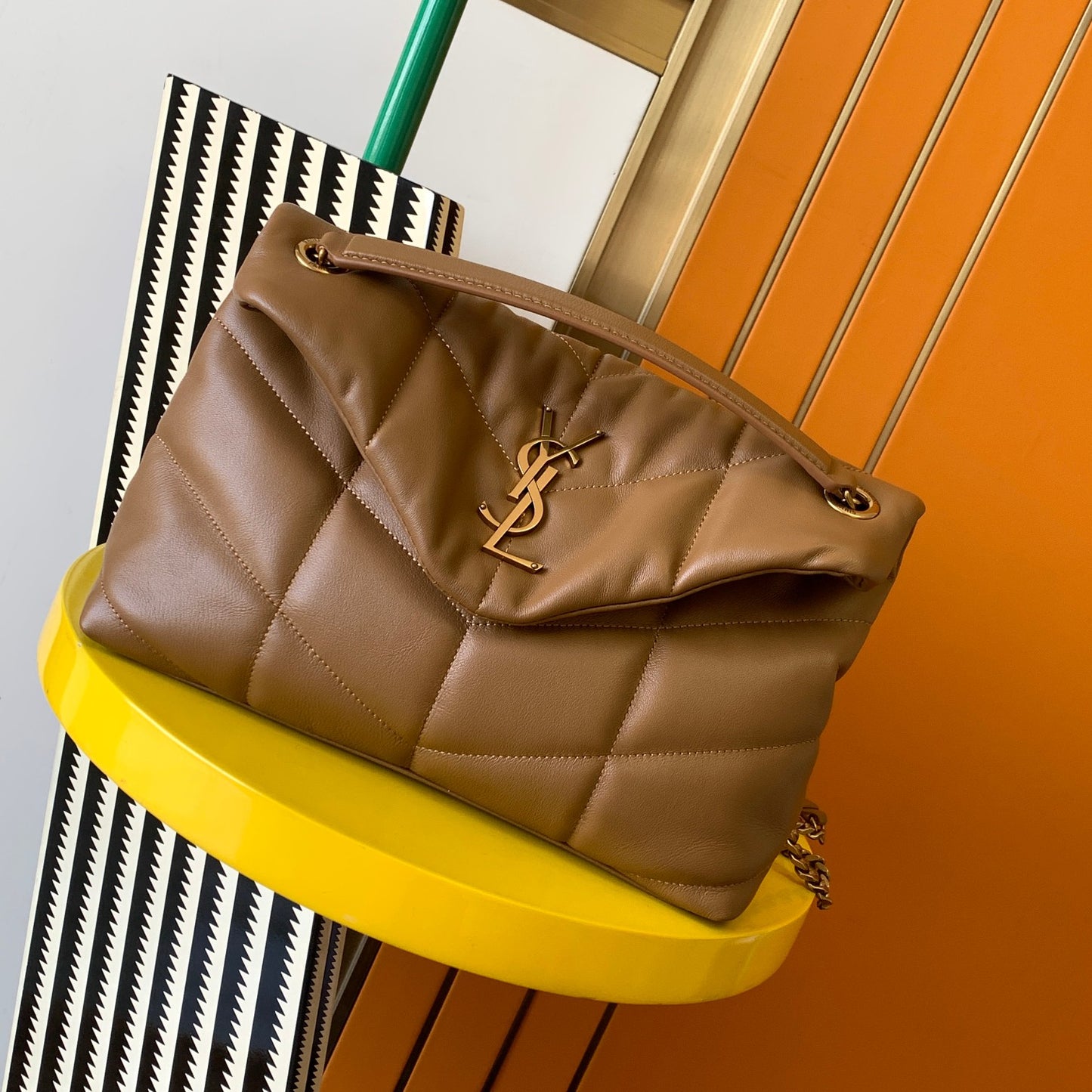[Original leather] #𝙇𝙤𝙪𝙇𝙤𝙪 𝙥𝙪𝙛𝙛𝙚𝙧# Medium 29CM LOULOU PUFFER quilted lambskin bag