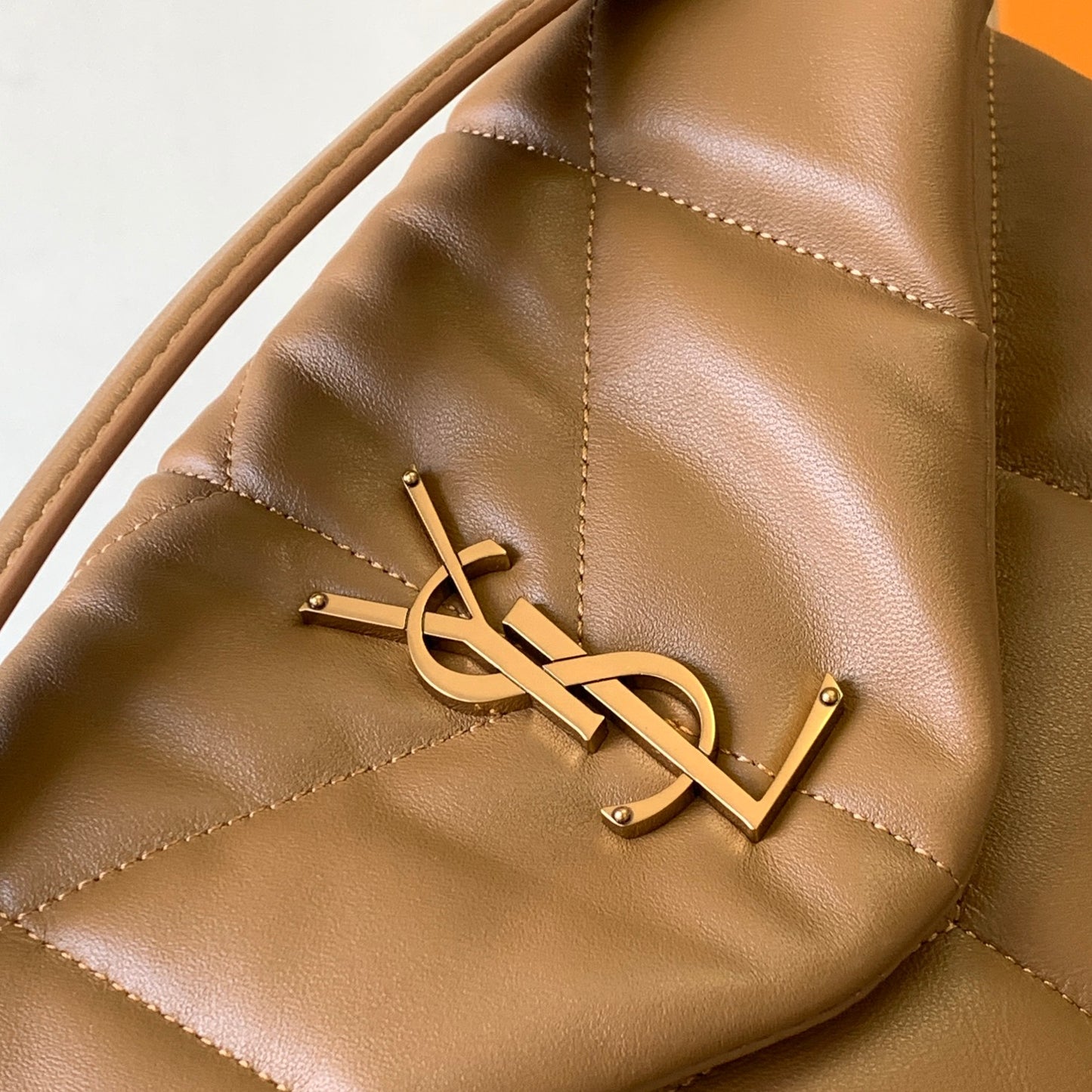 [Original leather] #𝙇𝙤𝙪𝙇𝙤𝙪 𝙥𝙪𝙛𝙛𝙚𝙧# Medium 29CM LOULOU PUFFER quilted lambskin bag