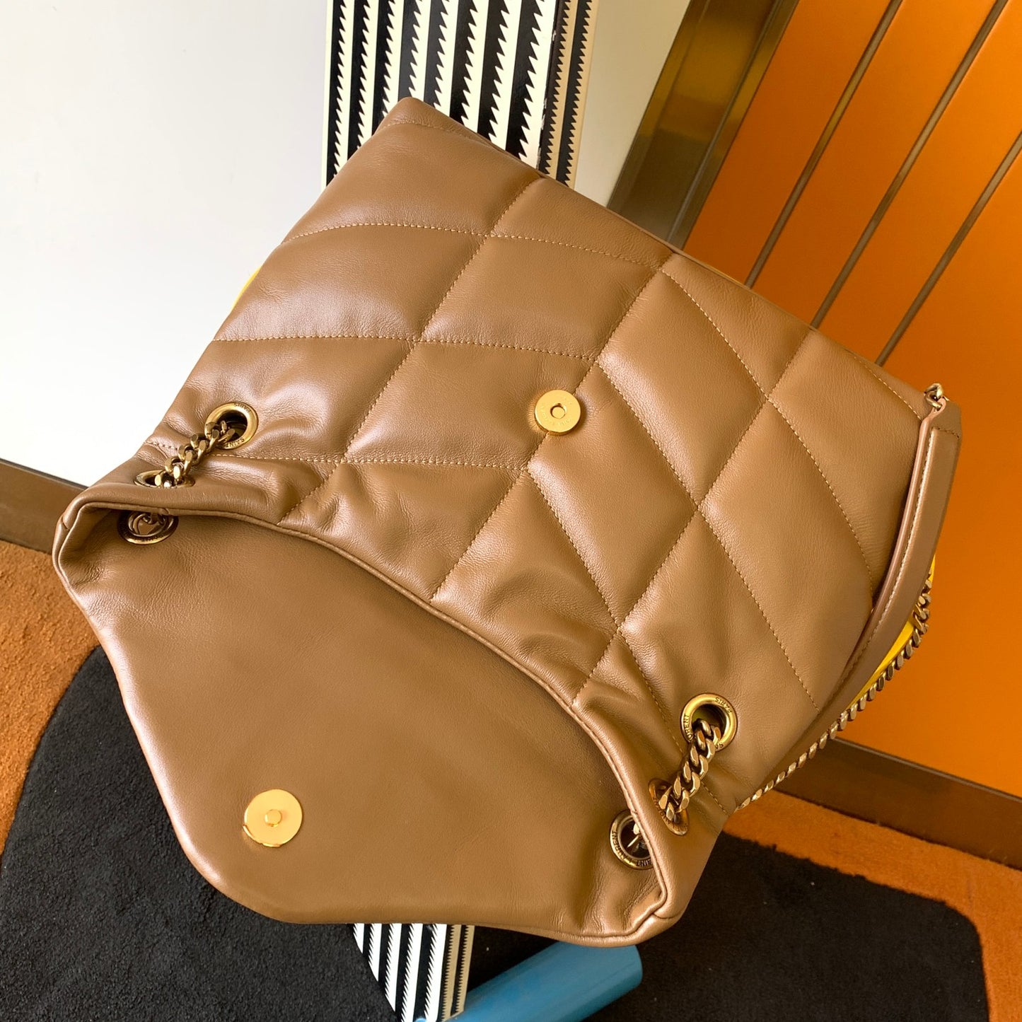 [Original leather] #𝙇𝙤𝙪𝙇𝙤𝙪 𝙥𝙪𝙛𝙛𝙚𝙧# Medium 29CM LOULOU PUFFER quilted lambskin bag