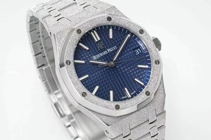 IP.Factory's pixel-level work - Audemars Piguet 15500 integrated movement 4302 version, the number of Steel King Noble Lasting Power (Frost Gold Custom Edition) is not much.