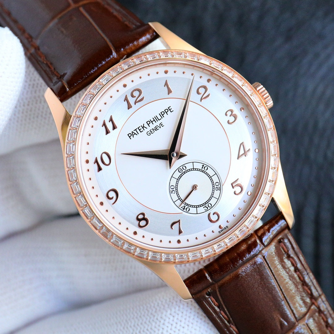 The new product—Patek Philippe, the king of formal watches, makes a shocking debut.