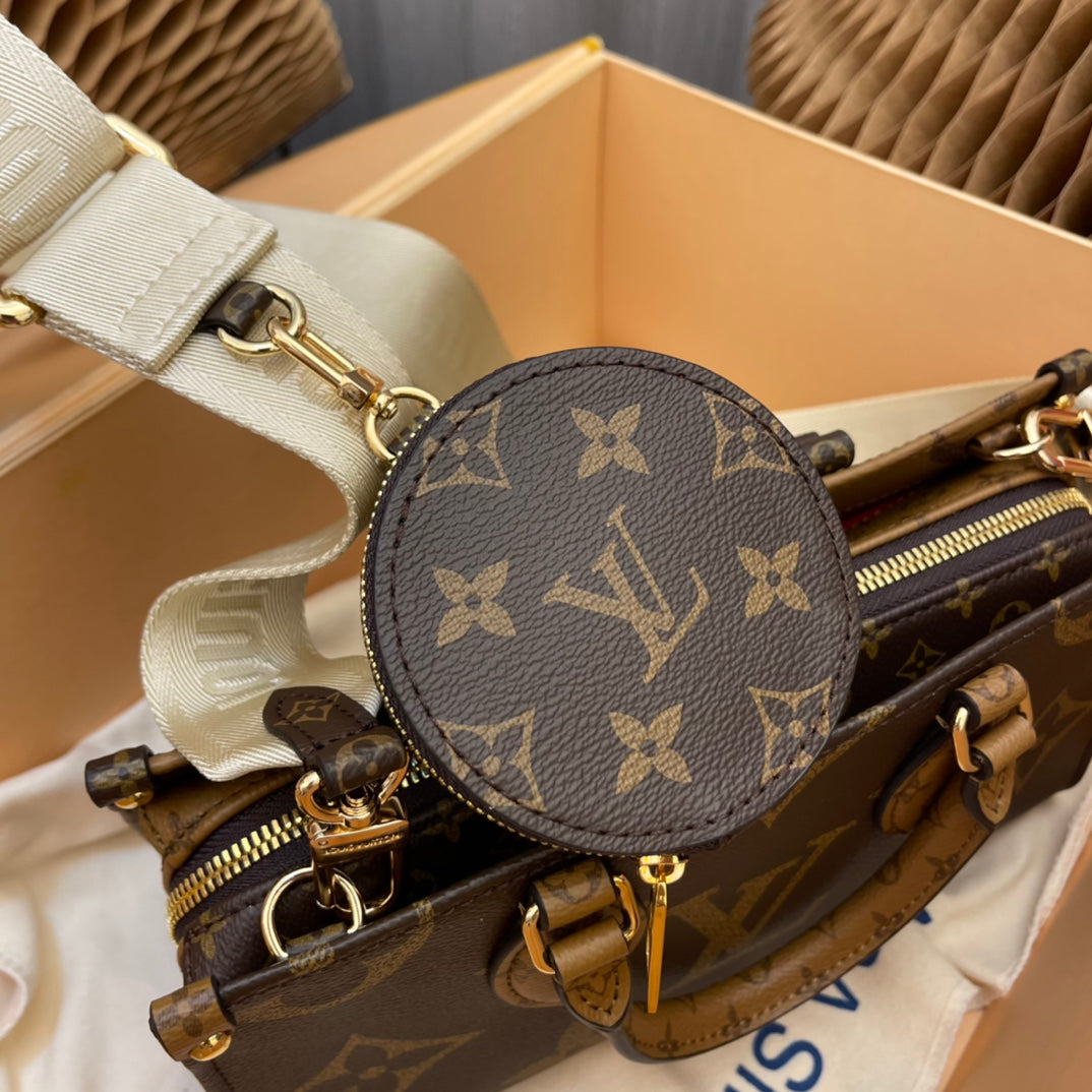 ✨ M46653  本款 OnTheGo 托特包融合 Giant Monogram