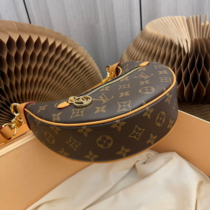 M81098 Moon Bag🌙Odeo small handbag, using Monogram canvas and reinforced leather corners to convey a retro feel