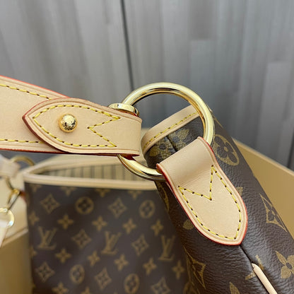 M40353 white leather and internet celebrity packages are shipped! Counter original mold opening