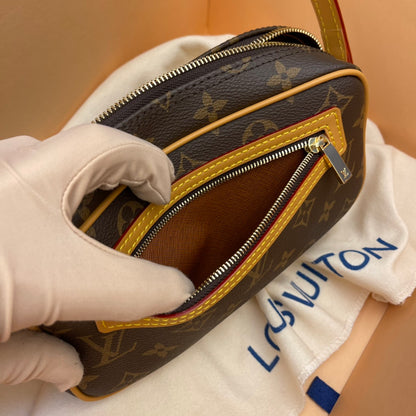 ✨ M51183, second-hand small shoulder bag, classic Monogram presbyopic canvas constitutes a simple bag style