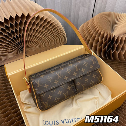M51164 Second-hand bag, small handbag, little camel is coming