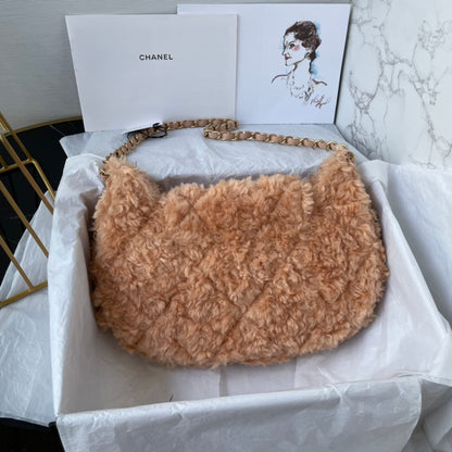 The 23k autumn and winter armpit bags in stock are so cool!