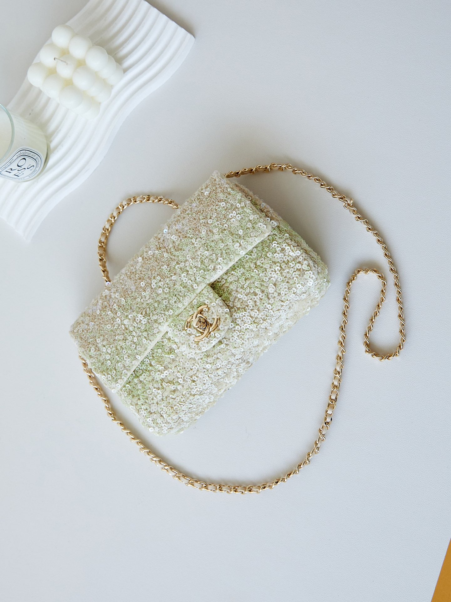 23C beads cf An irresistible sequin bag Style number AS3965 Size 15-20-7