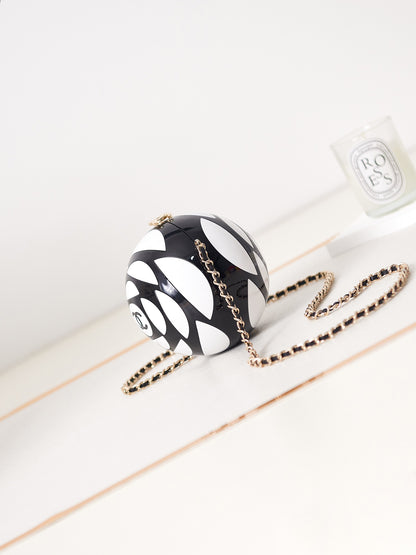 𝐂𝐡𝐚𝐧𝐞𝐥 𝐒𝐒2023 Football Bag⚽️ Camellia