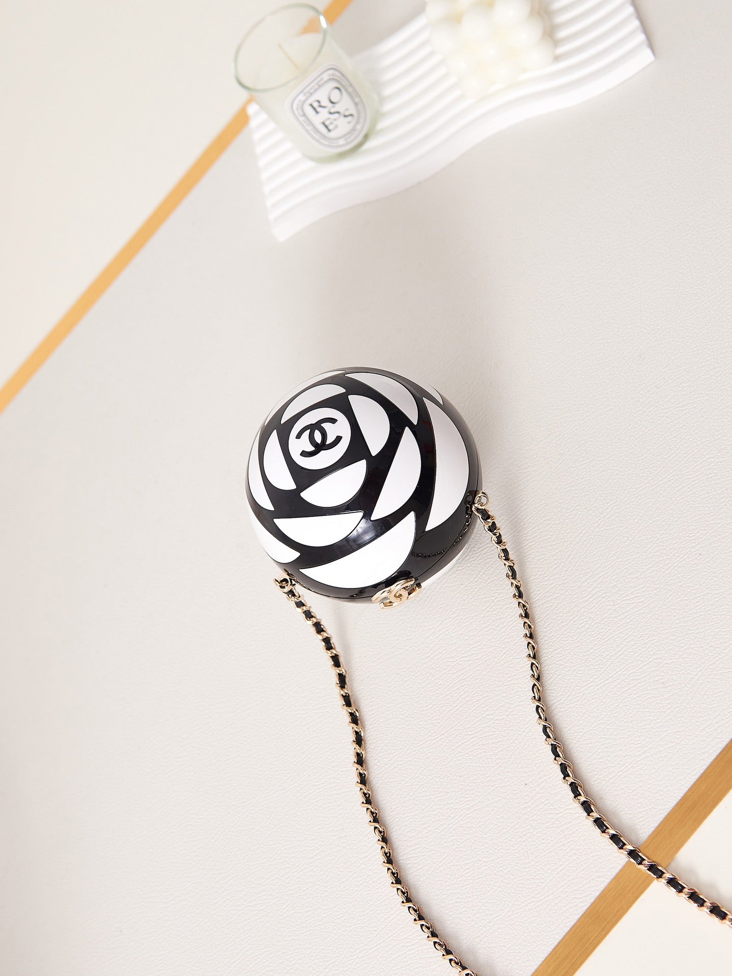 𝐂𝐡𝐚𝐧𝐞𝐥 𝐒𝐒2023 Football Bag⚽️ Camellia