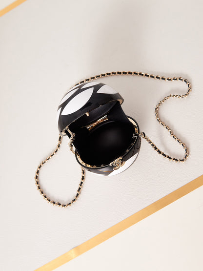 𝐂𝐡𝐚𝐧𝐞𝐥 𝐒𝐒2023 Football Bag⚽️ Camellia