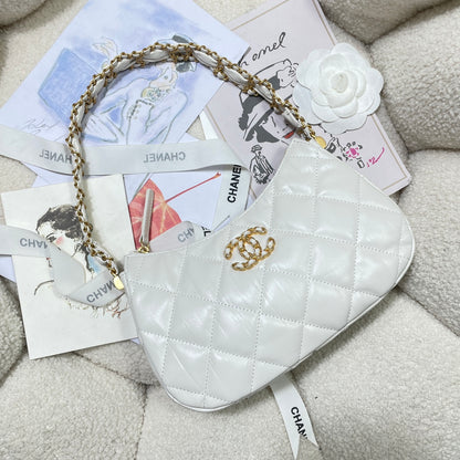 New models in stock! 💕23khobo armpit bag is so cool!