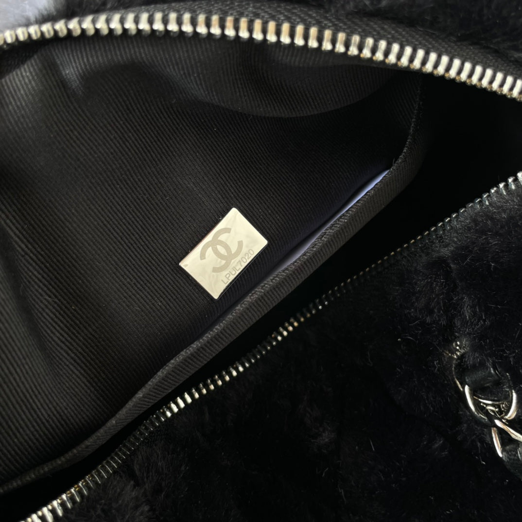 Chanel23C new autumn and winter wool bowling bag