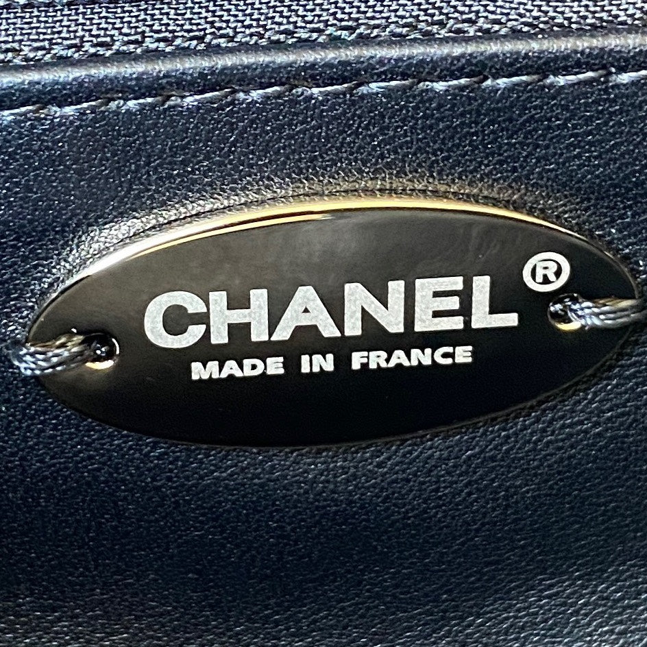 Chanel Autumn and Winter Diamond Wool AS2240 Fur Bag Flap Bag